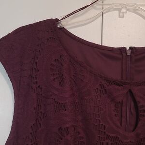 London Times Plum Lace Cap Sleeve Blouse